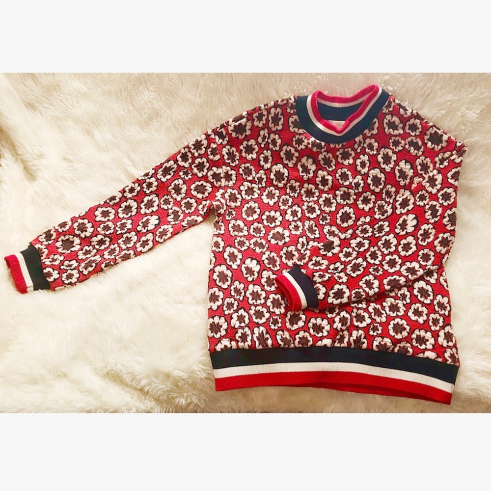 NWT REPOSHED H&M Floral Crewneck Sweater